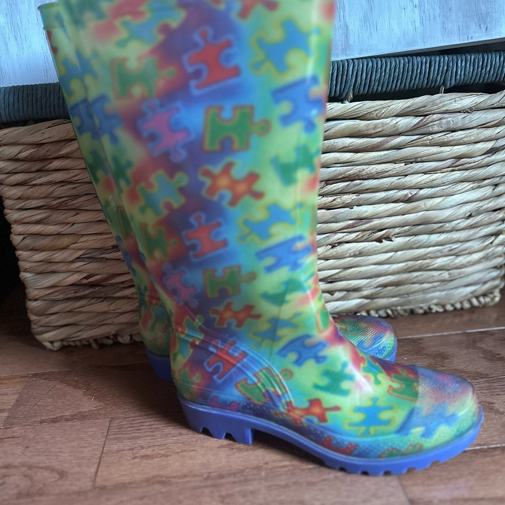 Colorful Autism Awareness Puzzle Rain Boots - Picture 3 of 6